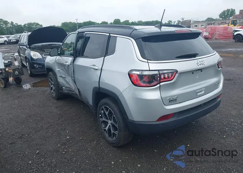 2024 Jeep Compass Limited 4X4 из США, поврежденный, VIN 3C4NJDCN1RT144271